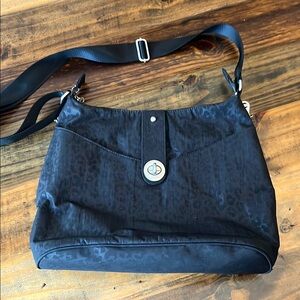Baggallini Helsinki Crossbody Hobo bag in black/subtle cheetah print